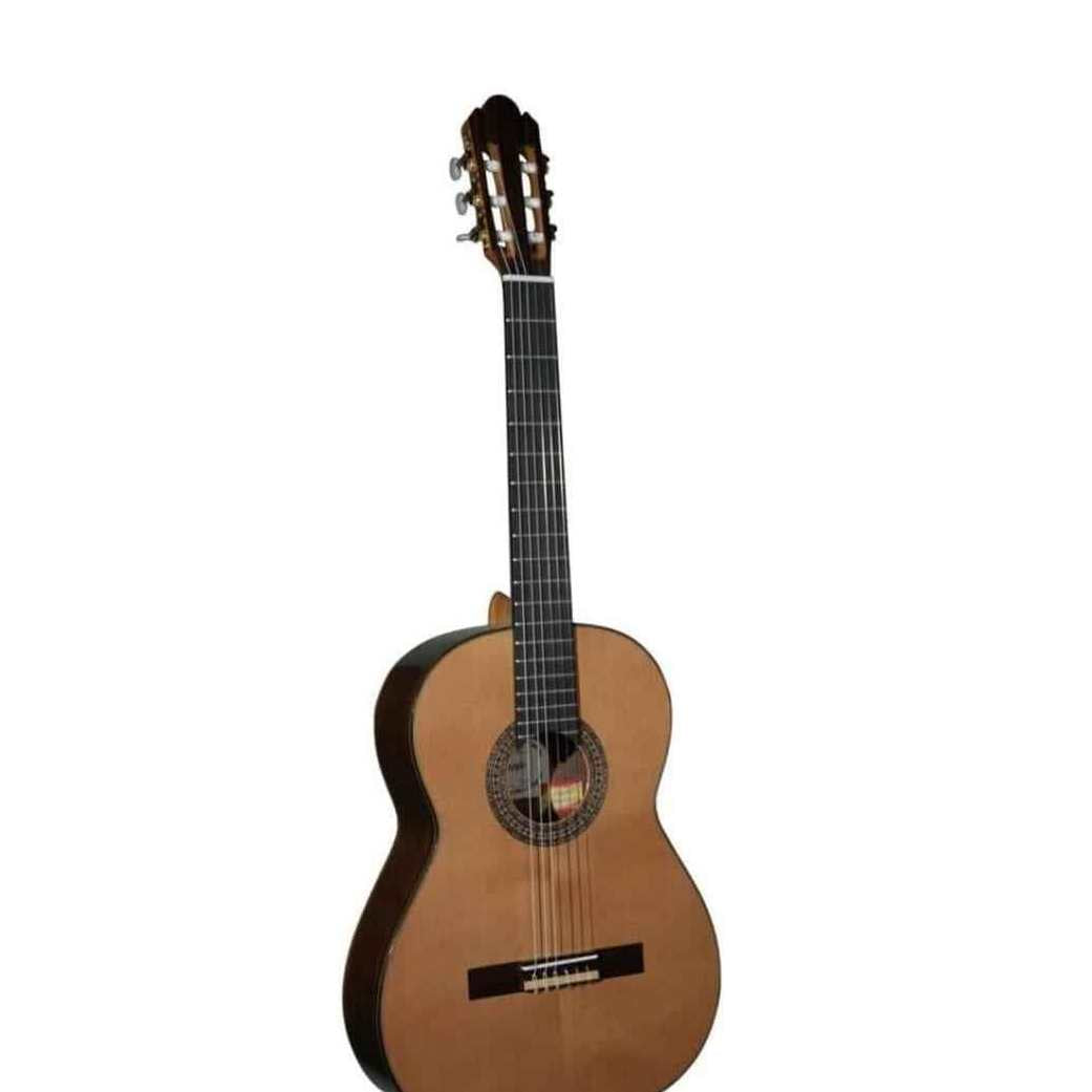 CLASSICAL GUITAR- MOD 128-CEDAR- RAIMUNDO - Hawamusical - Lebanon